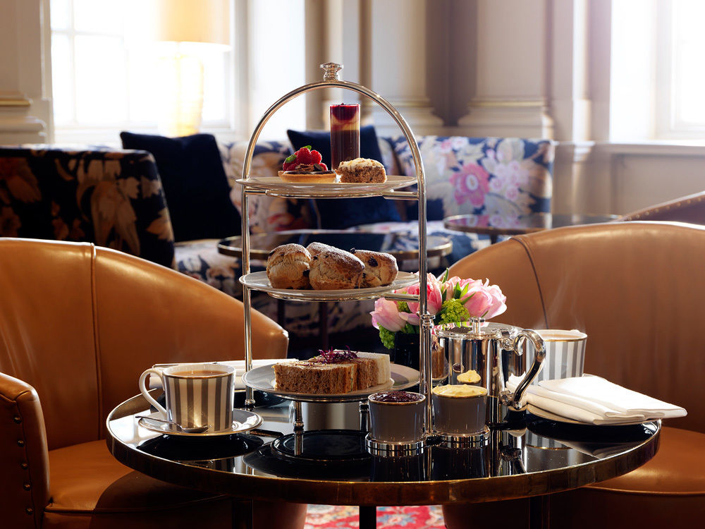 The Bloomsbury Hotel Londres Restaurante foto Afternoon tea at the St Pancras Renaissance Hotel, London