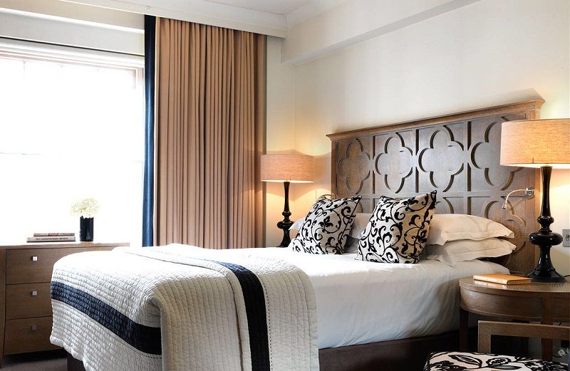 The Bloomsbury Hotel Londres Exterior foto A bedroom at the hotel